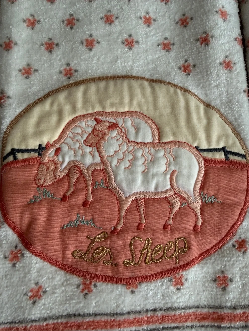 VTG NOS Cannon “Les Sheep” Set of 2 Kitchen/Bath Hand Towels